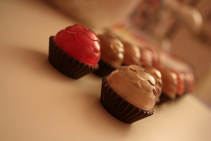gloss cupcake