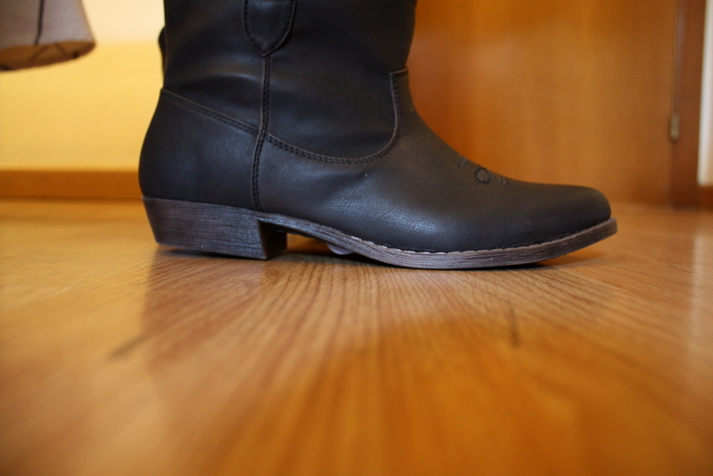 boots Stradivarius
