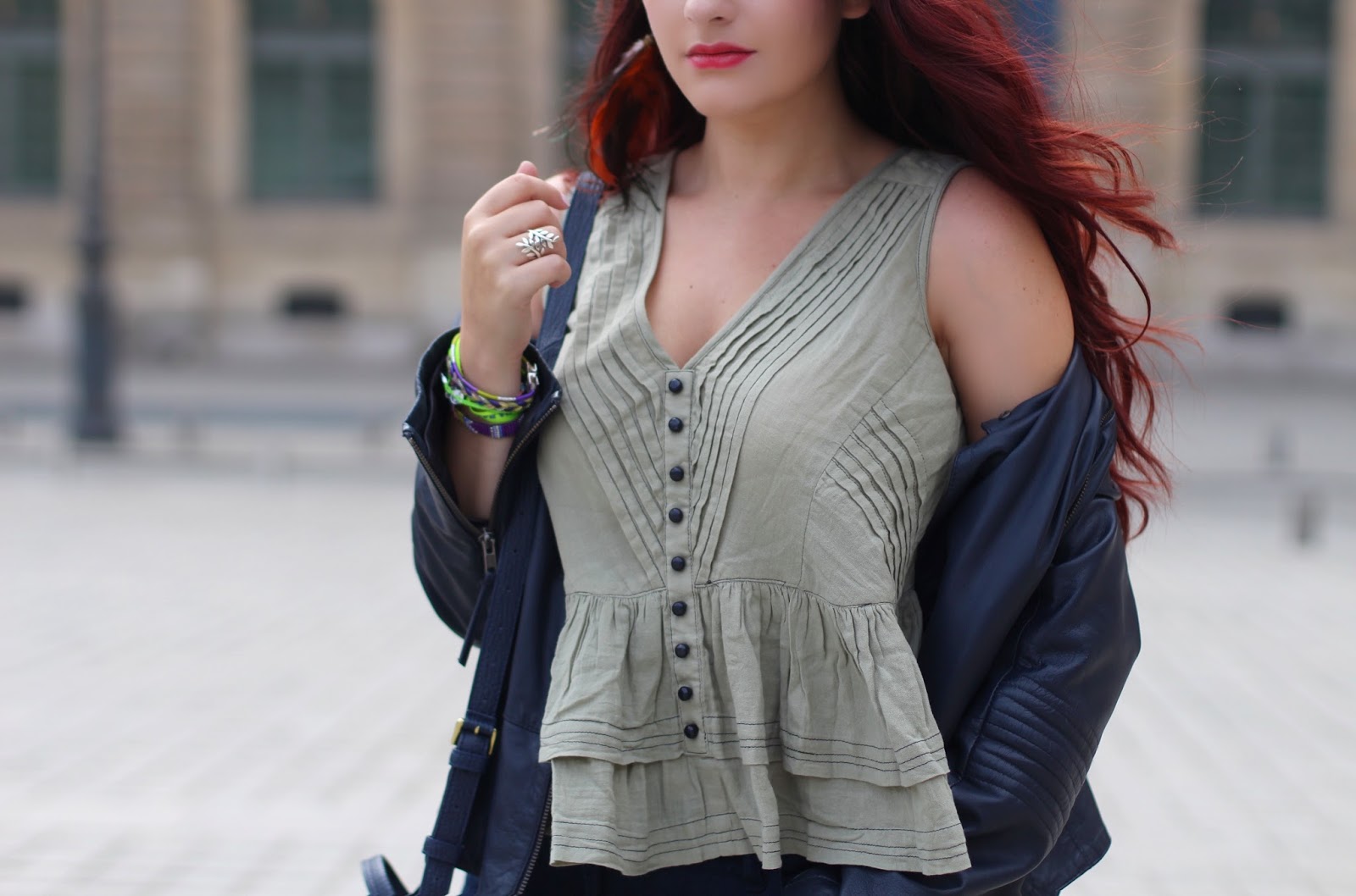 blouse à volants